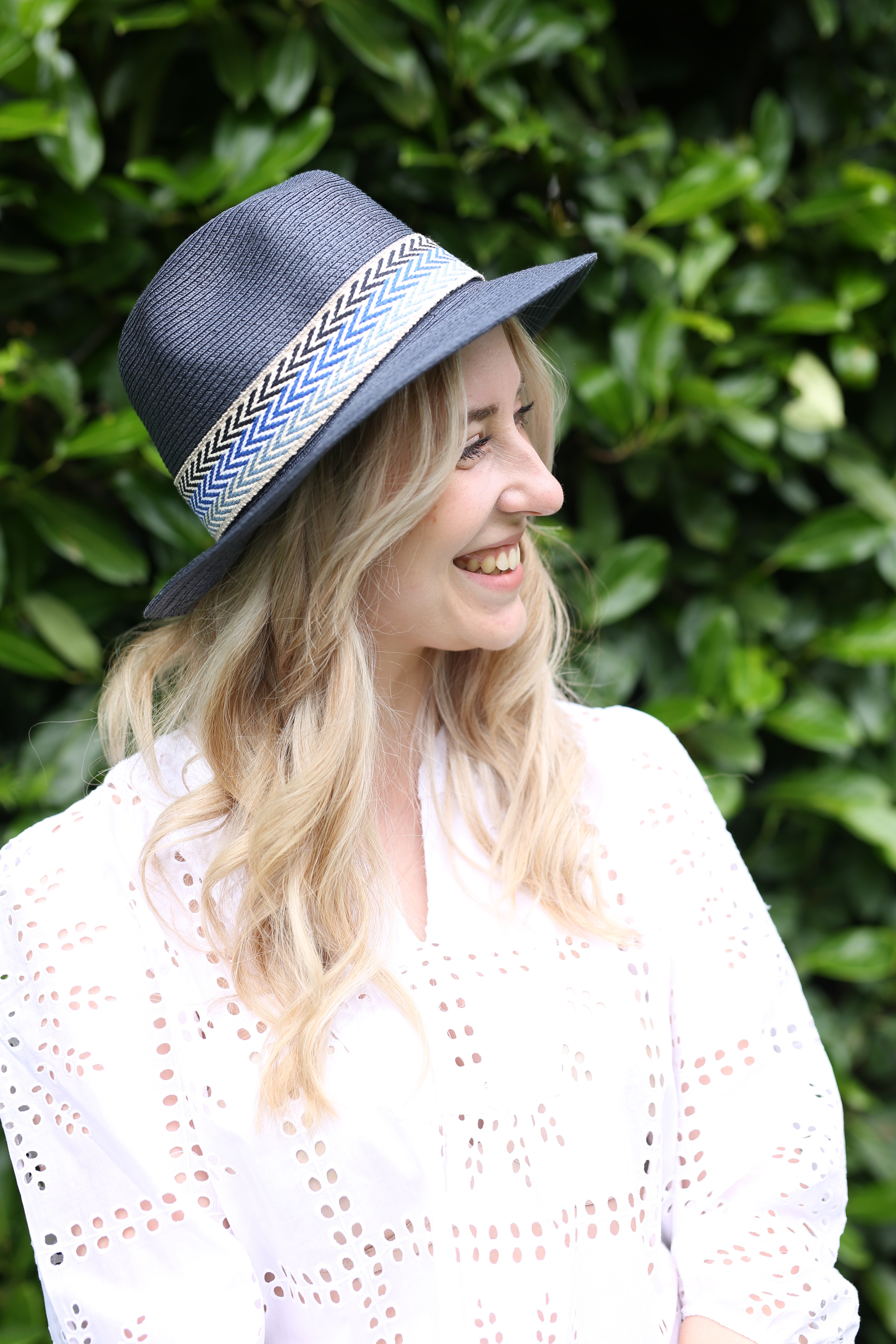Bluse mit Lochmuster S